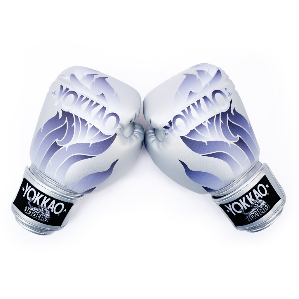 The Flame Boxing Gloves - Silver